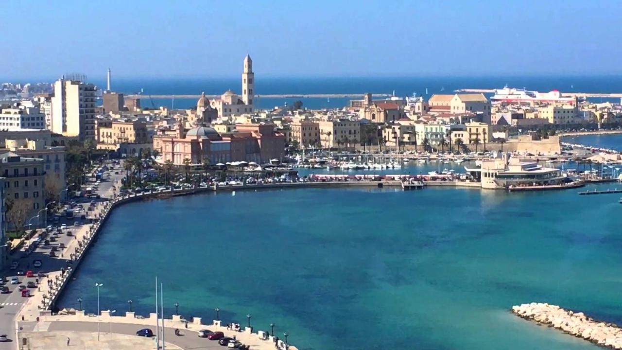 Macchia Mediterranea Guest House Bari Bagian luar foto