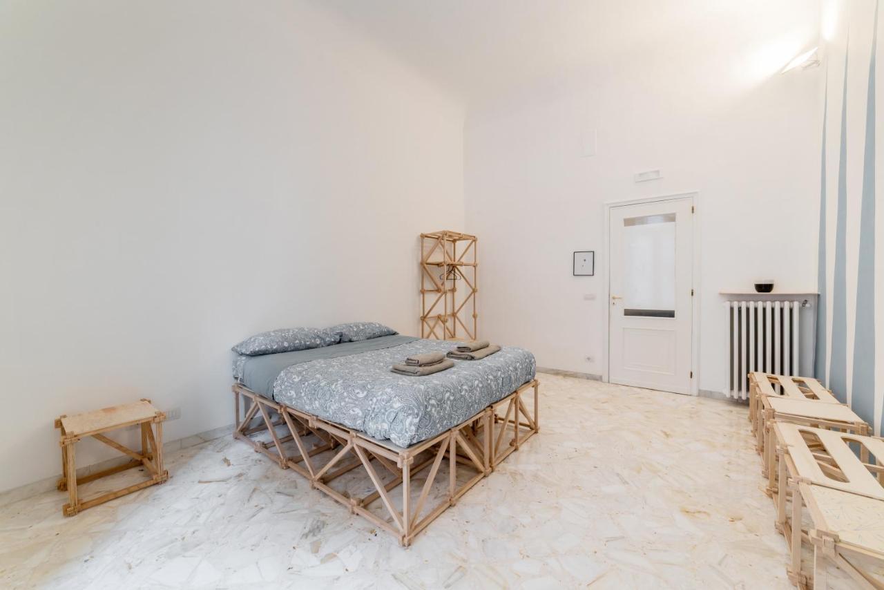 Macchia Mediterranea Guest House Bari Bagian luar foto